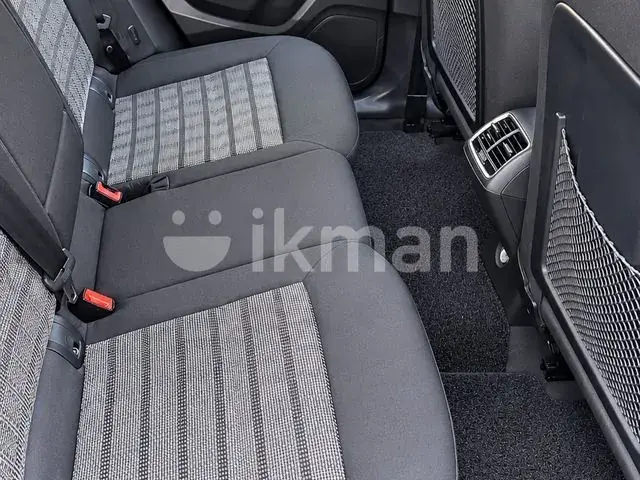 Audi Q3 2017 photo 5