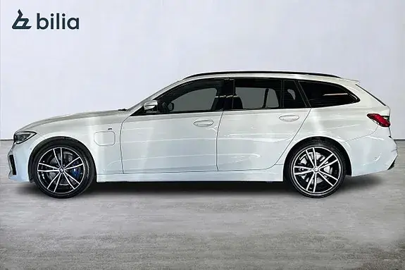 BMW 330E 2021 photo 4