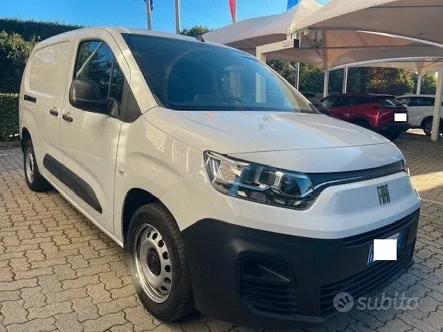 Fiat Doblo 2023 photo 2