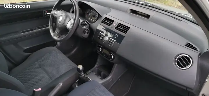 Suzuki Swift 2008 photo 4