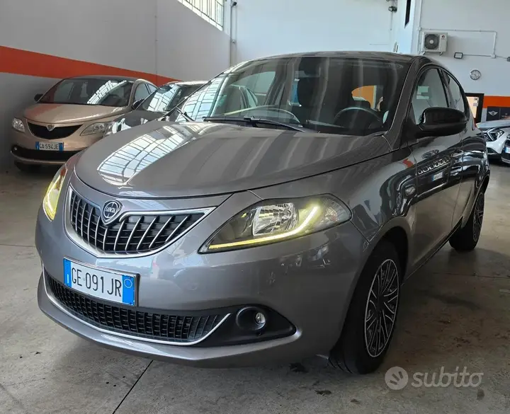 Lancia Ypsilon 2021 photo 2