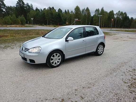 Volkswagen Golf V