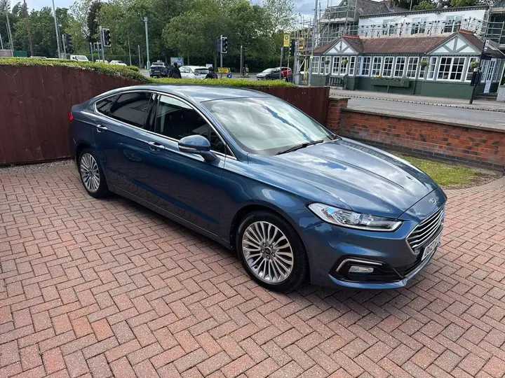 Ford Mondeo 2019 photo 2