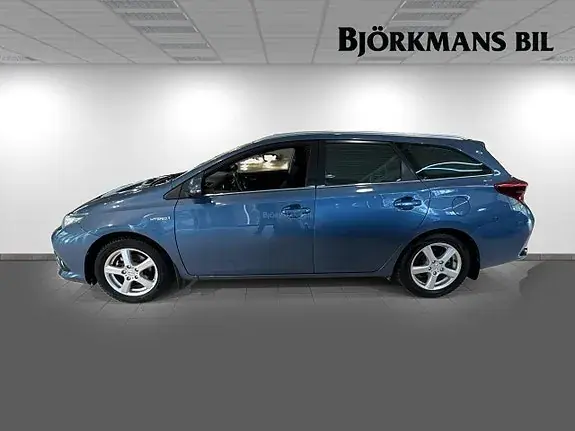 Toyota Auris 2016 photo 4