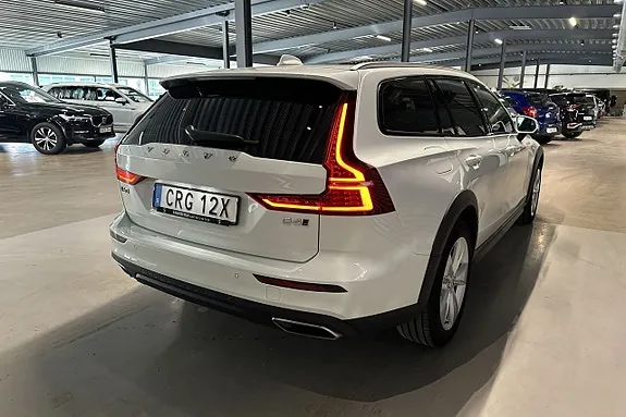Volvo V60 Cross Country 2020 photo 4