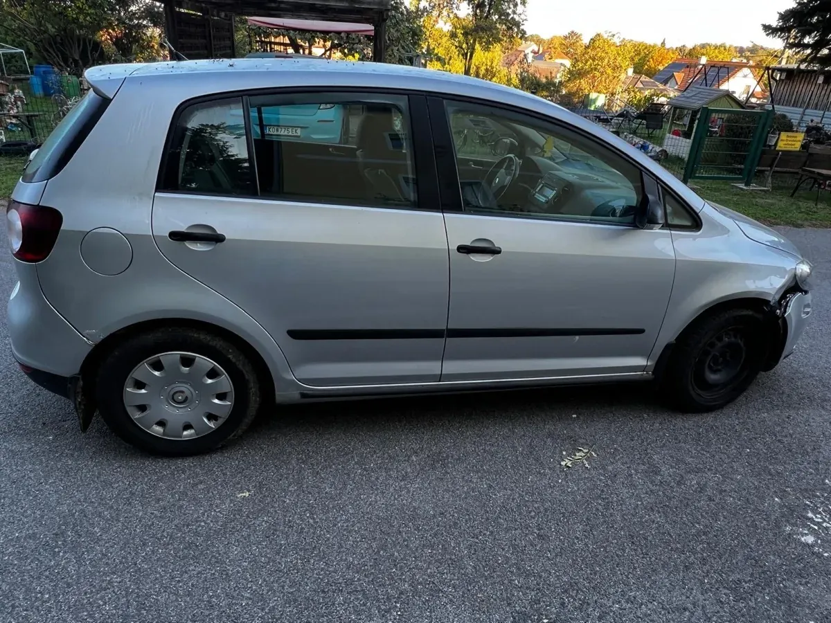 Volkswagen Golf 2006 photo 3