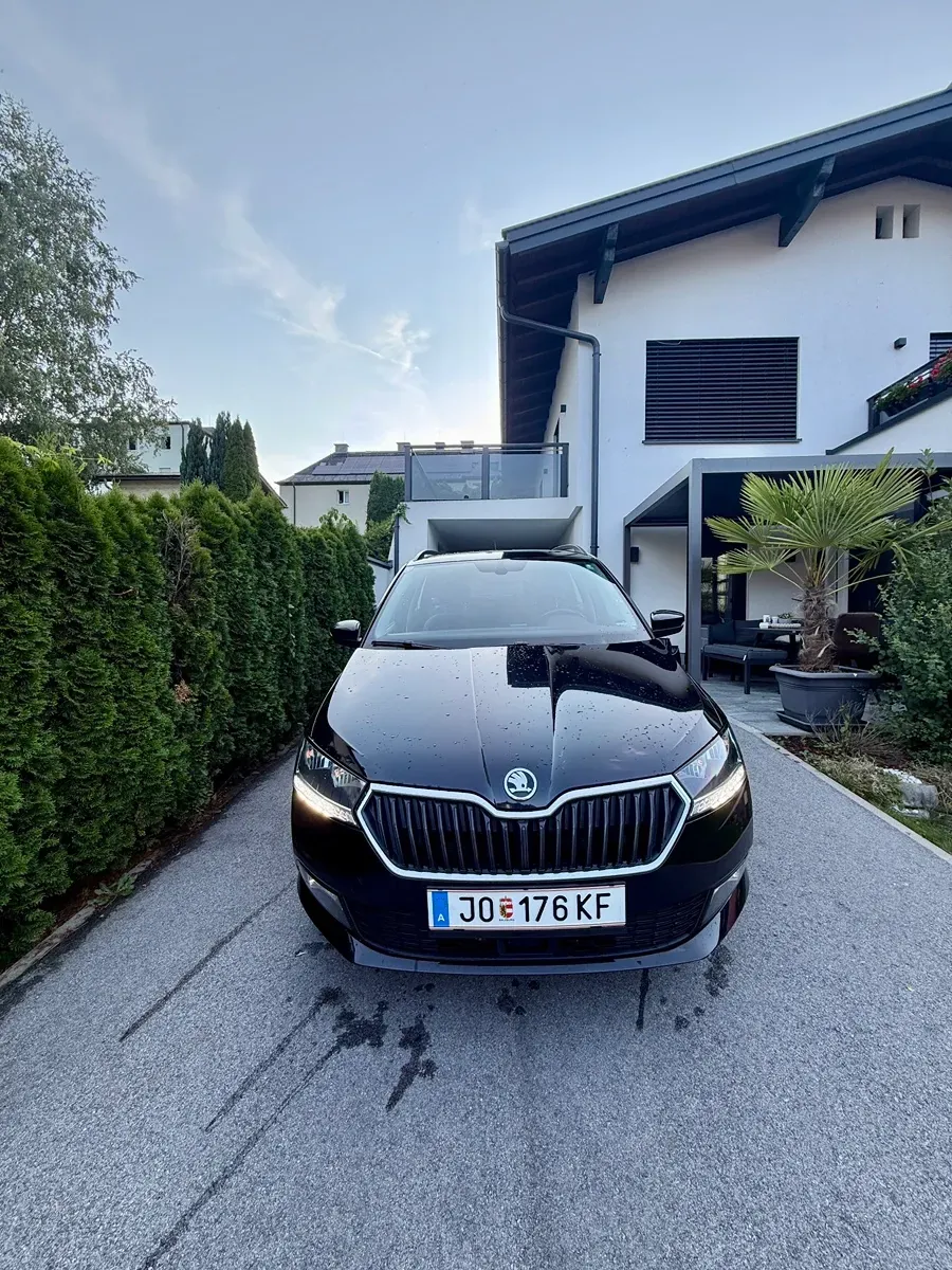 Skoda Fabia 2018 photo 2