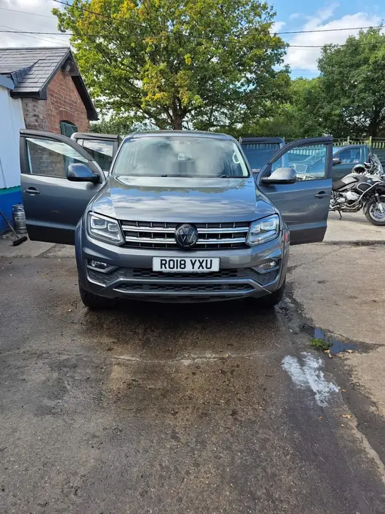 Volkswagen Amarok 2018 photo 2
