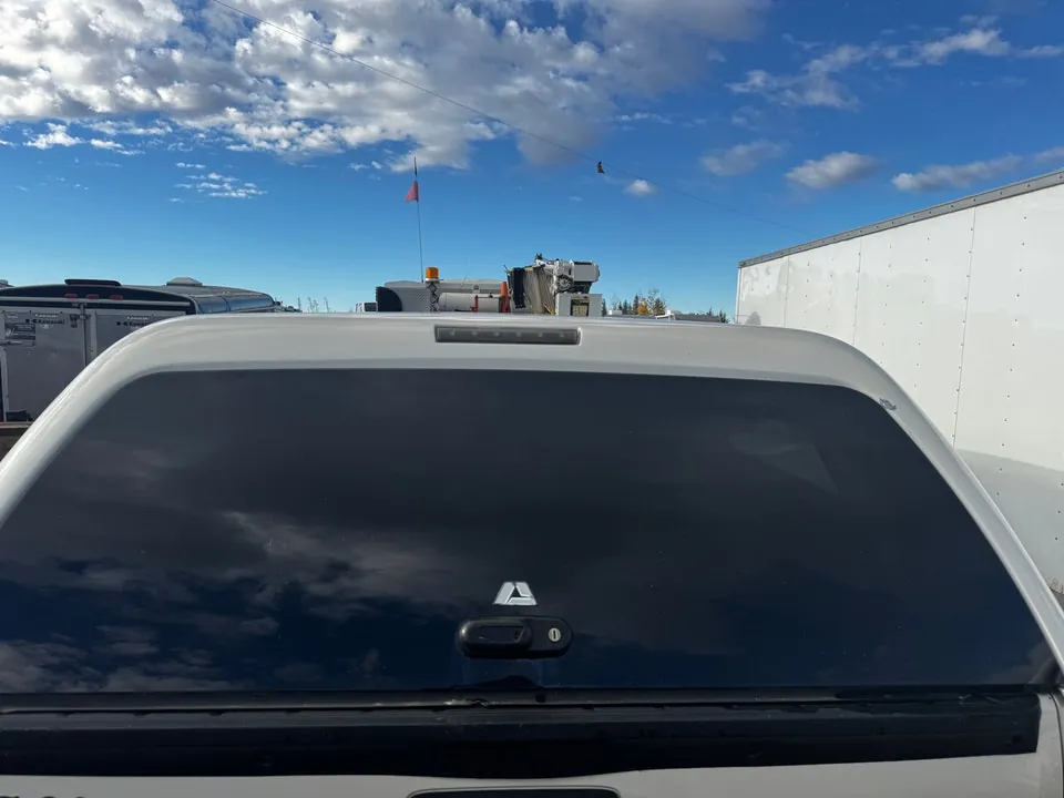 Chevrolet Sierra 2010 photo 2