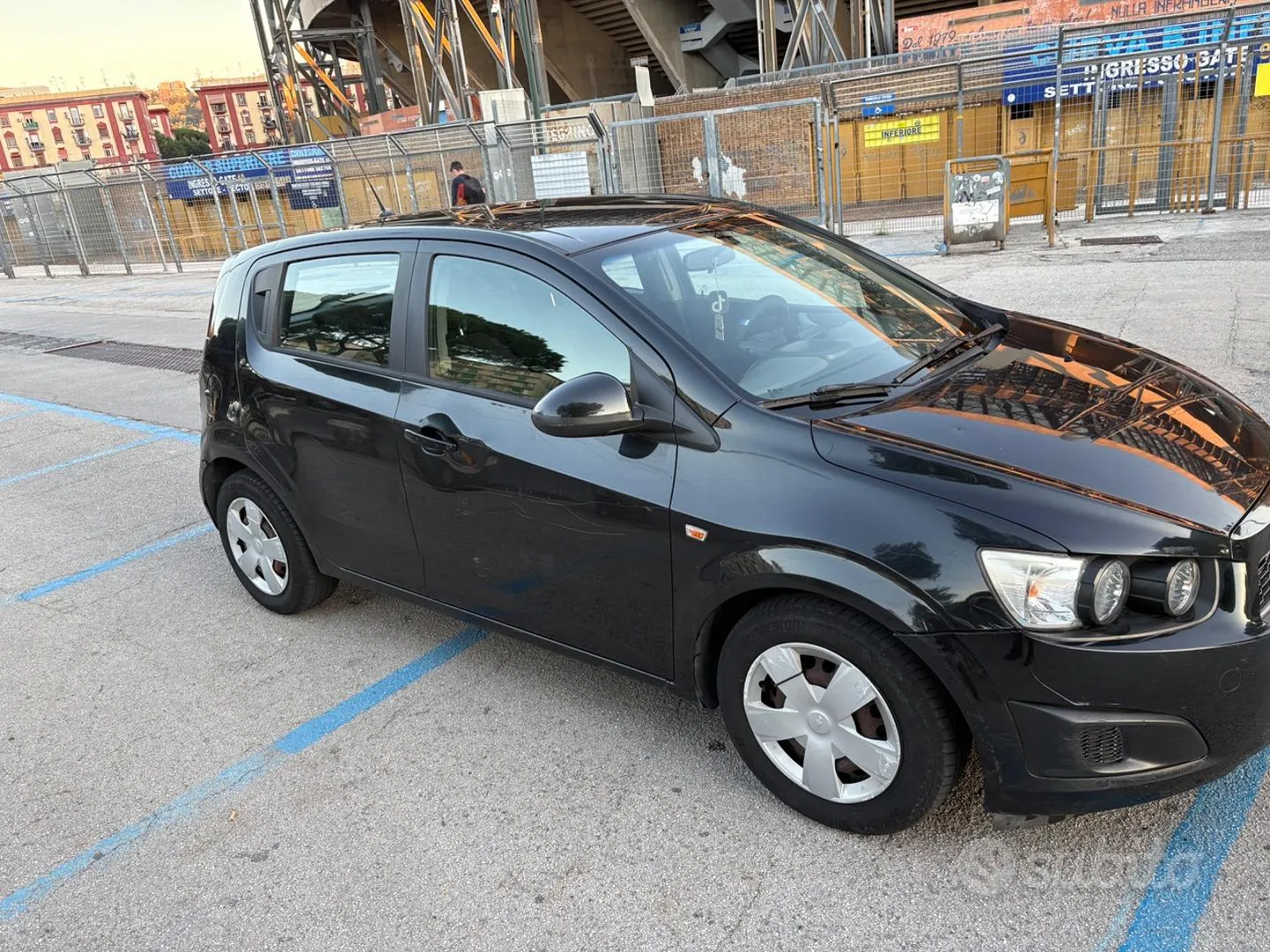 Chevrolet Aveo 2011 photo 2
