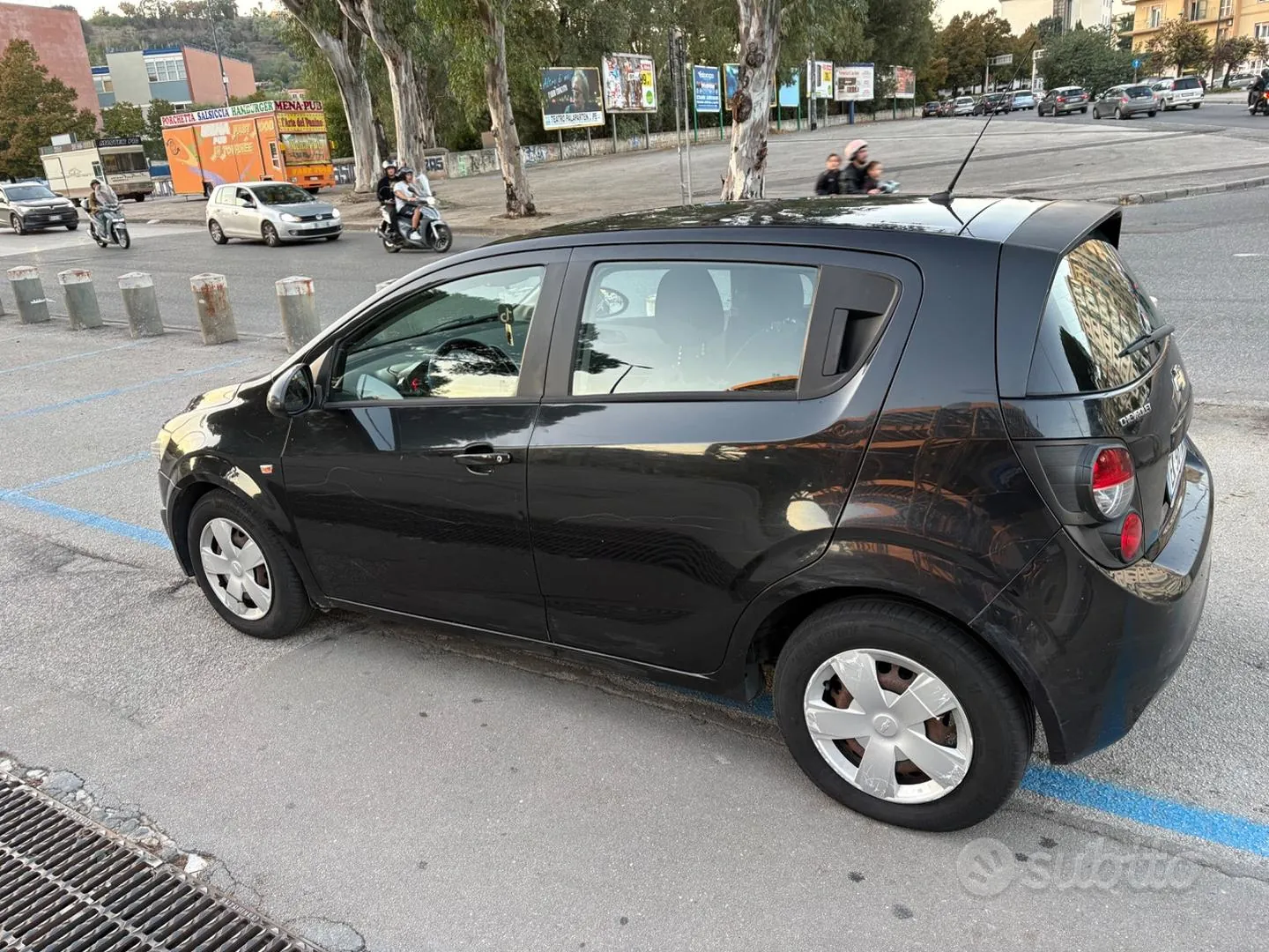 Chevrolet Aveo 2011 photo 4