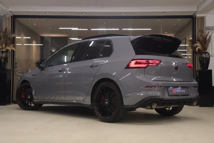 Volkswagen Golf 2022 photo 2