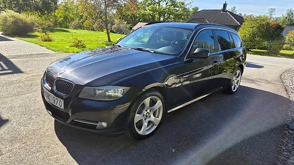 BMW 335I 2011 photo 3