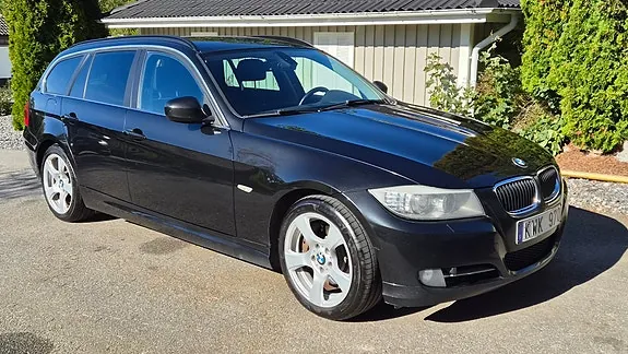 BMW 335I 2011 photo 2