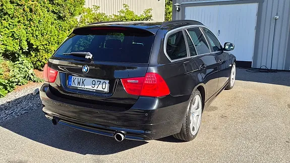 BMW 335I 2011 photo 4