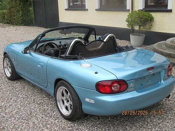 Mazda Mx-5 2001 photo 3