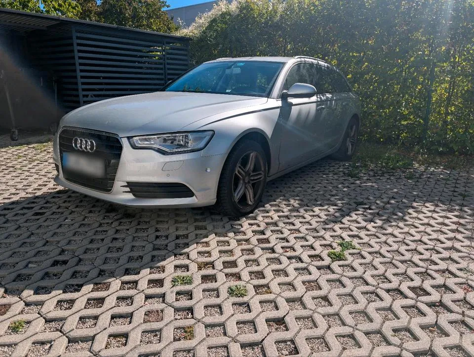 Audi A6 Avant