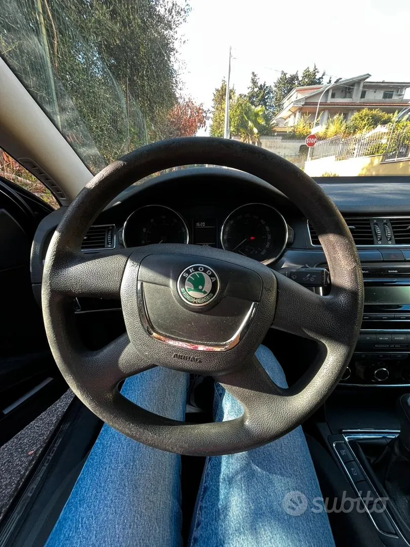 Skoda Superb 2008 photo 5