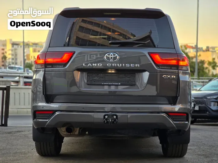 Toyota Land Cruiser 2022 photo 3