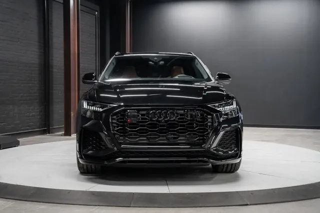 Audi Rs Q8 2023 photo 4