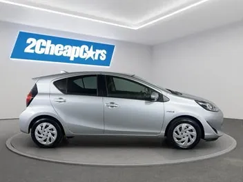 Toyota Aqua 2019 photo 5