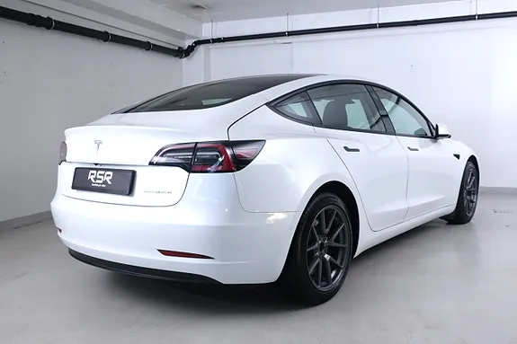 Tesla Model 3 2021 photo 3