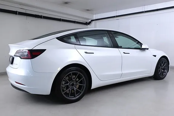 Tesla Model 3 2021 photo 4