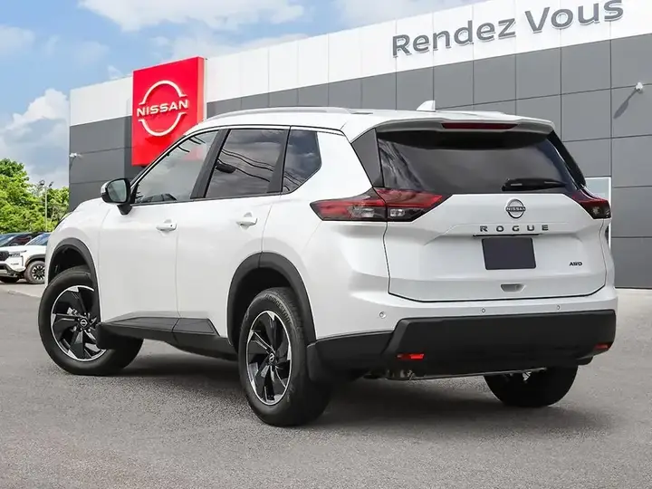 Nissan Rogue 2026 photo 4