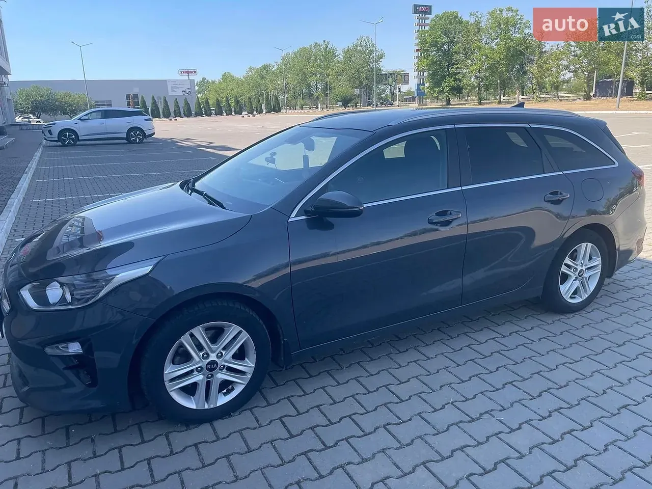 Kia Ceed 2021 photo 2