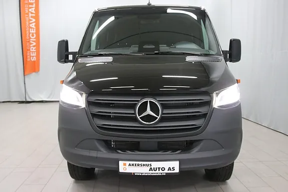 Mercedes-Benz Sprinter 2026 photo 4