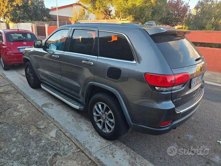 Jeep Grand Cherokee 2014 photo 3