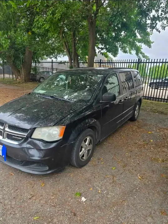 Dodge Grand Caravan 2012 photo 4