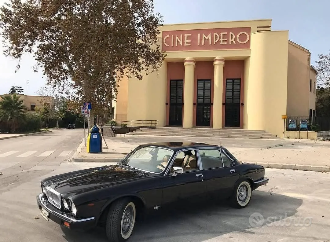 Jaguar Xj6 1983 photo 2