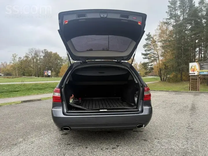 Mercedes-Benz E 350 2010 photo 5