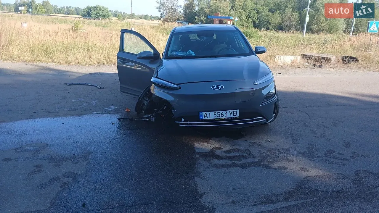Hyundai Kona Electric 2023 photo 4