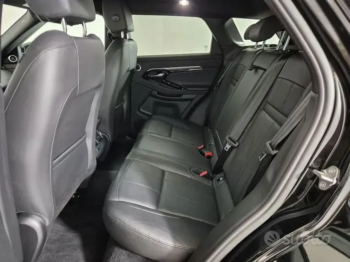 Land Rover Evoque 2022 photo 5