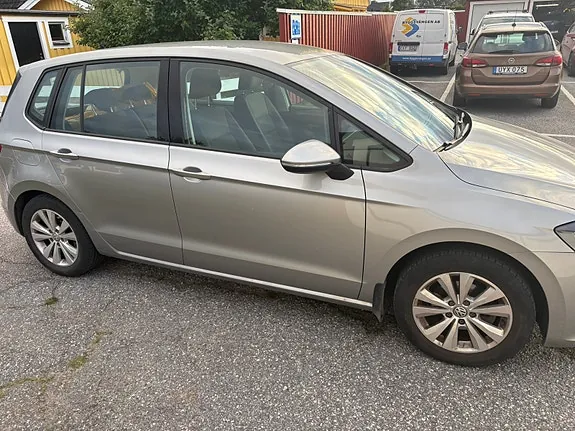 Volkswagen Golf Sportsvan 2018 photo 4
