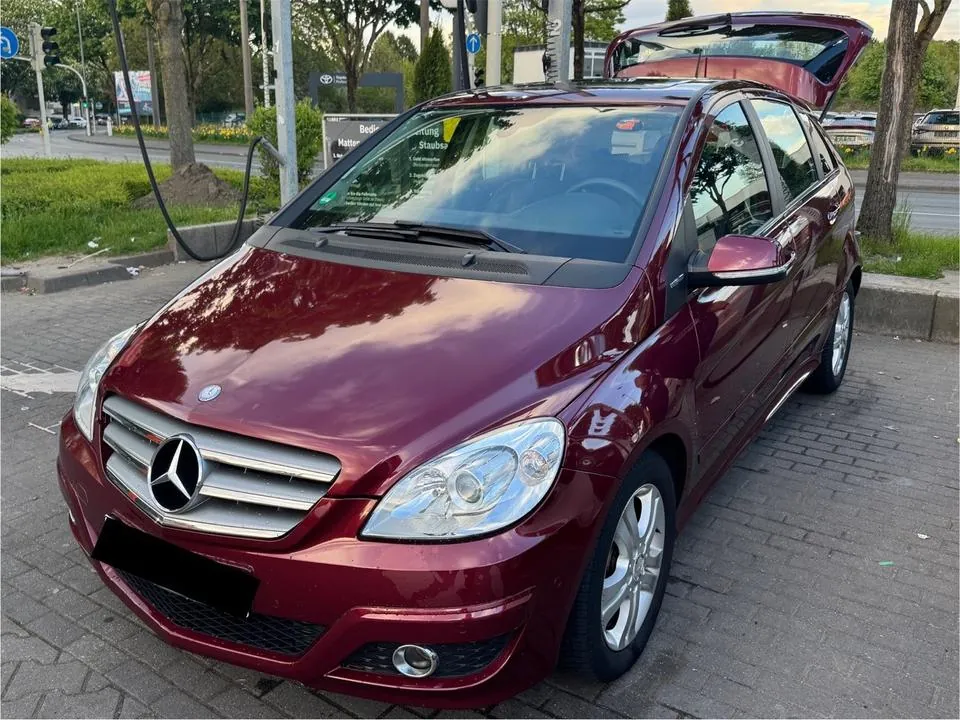 Mercedes-Benz B170