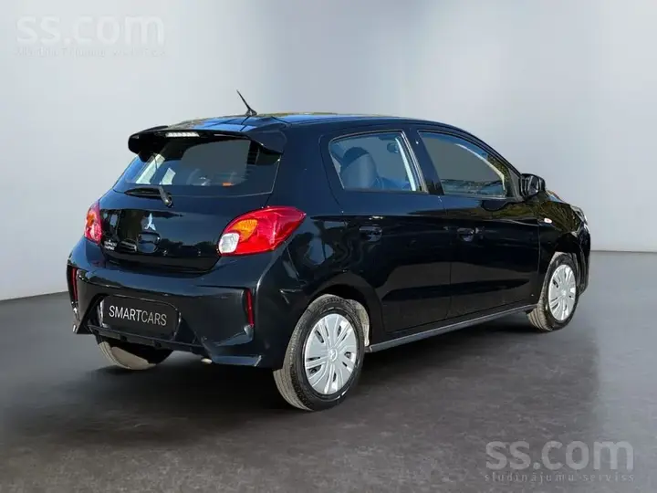 Mitsubishi Space Star 2021 photo 5