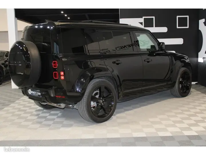 Land Rover Defender 2024 photo 4