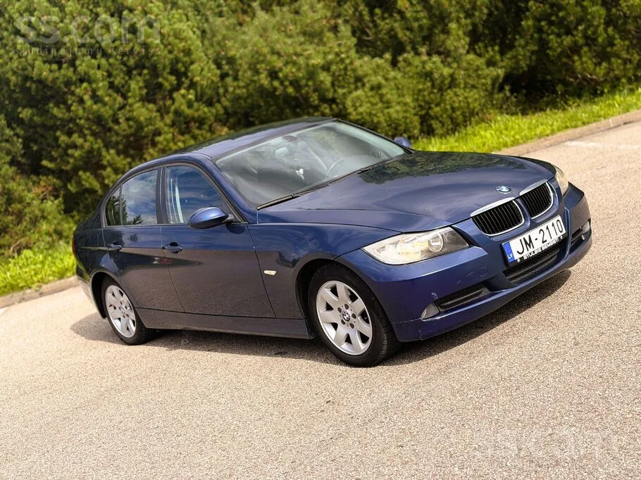 BMW 318 2006 photo 2