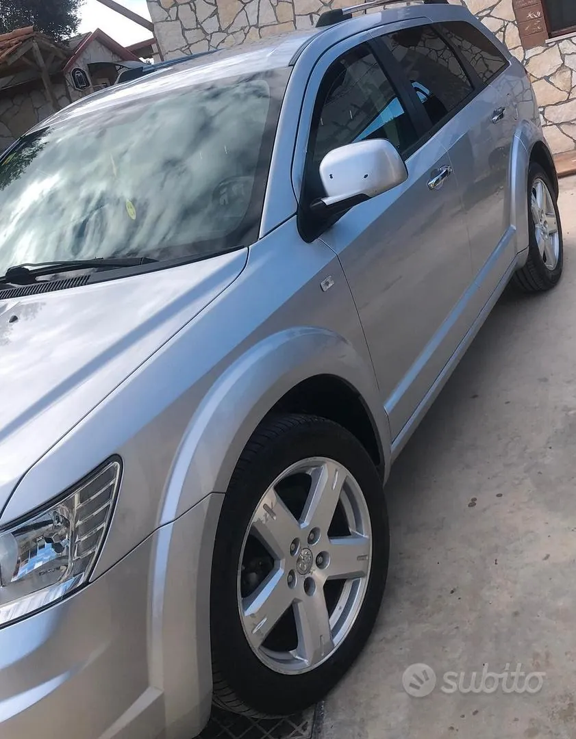 Dodge Journey 2008 photo 2