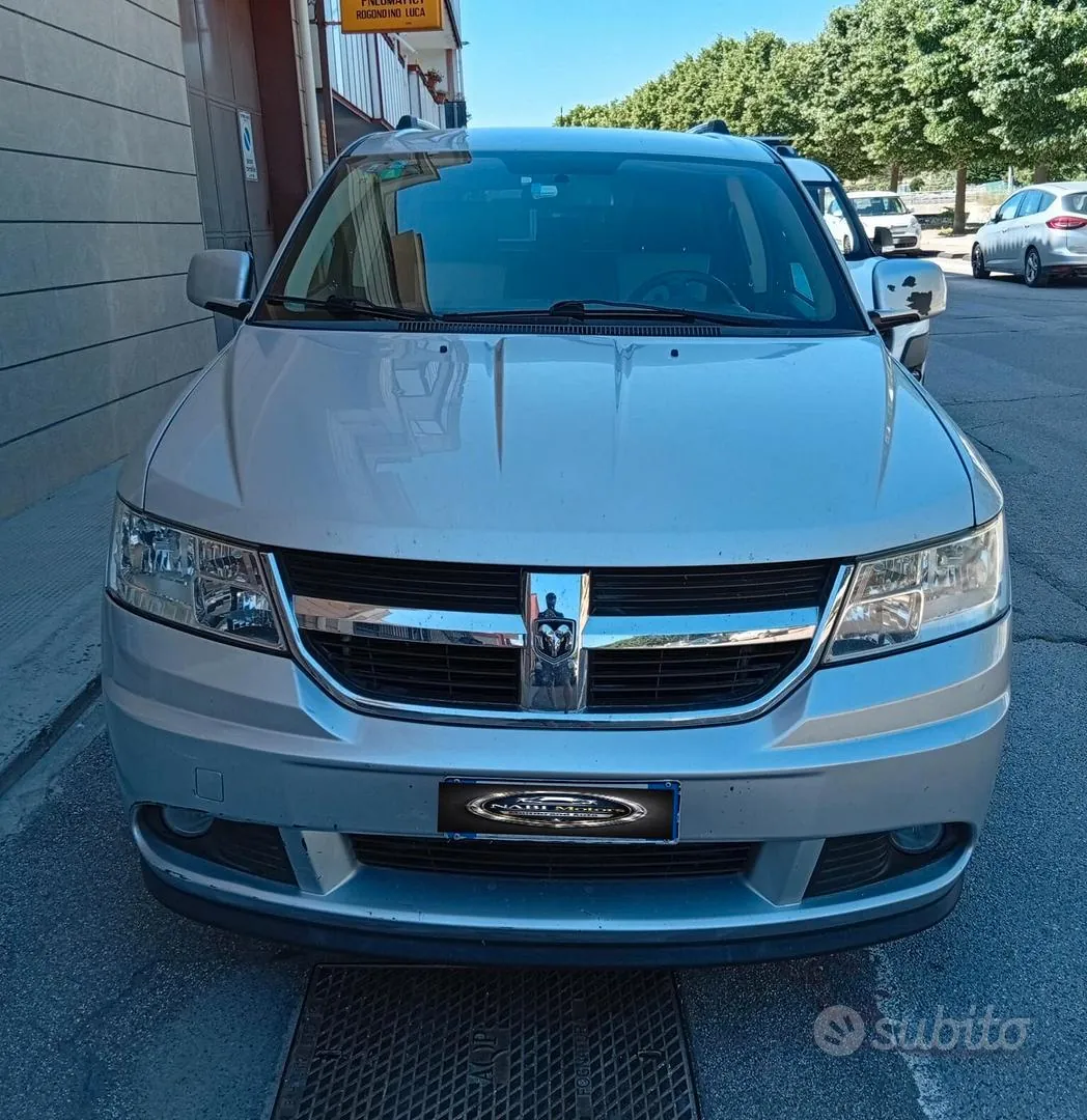 Dodge Journey 2008 photo 3