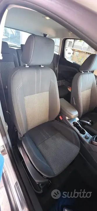 Ford C-Max 2013 photo 5