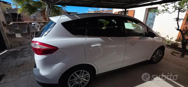 Ford C-Max 2013 photo 3