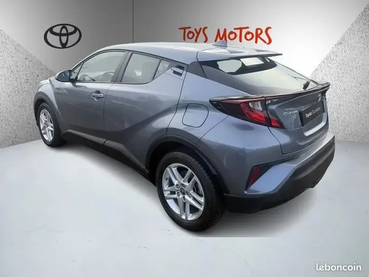 Toyota C-Hr 2023 photo 3