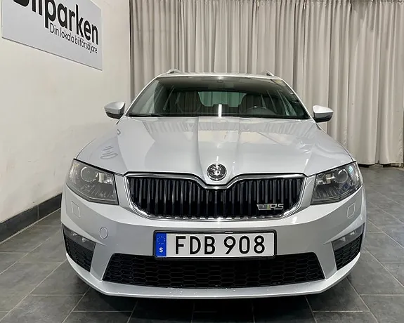 Skoda Octavia 2014 photo 4