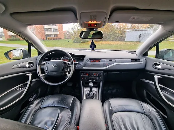 Citroen C5 2011 photo 4