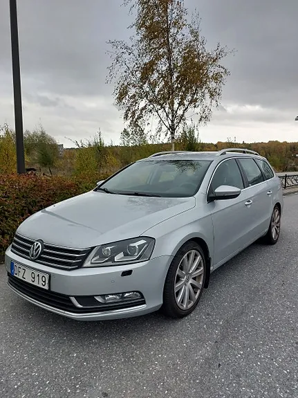 Volkswagen Passat 2012 photo 3
