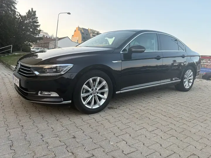 Volkswagen Passat 2015 photo 2